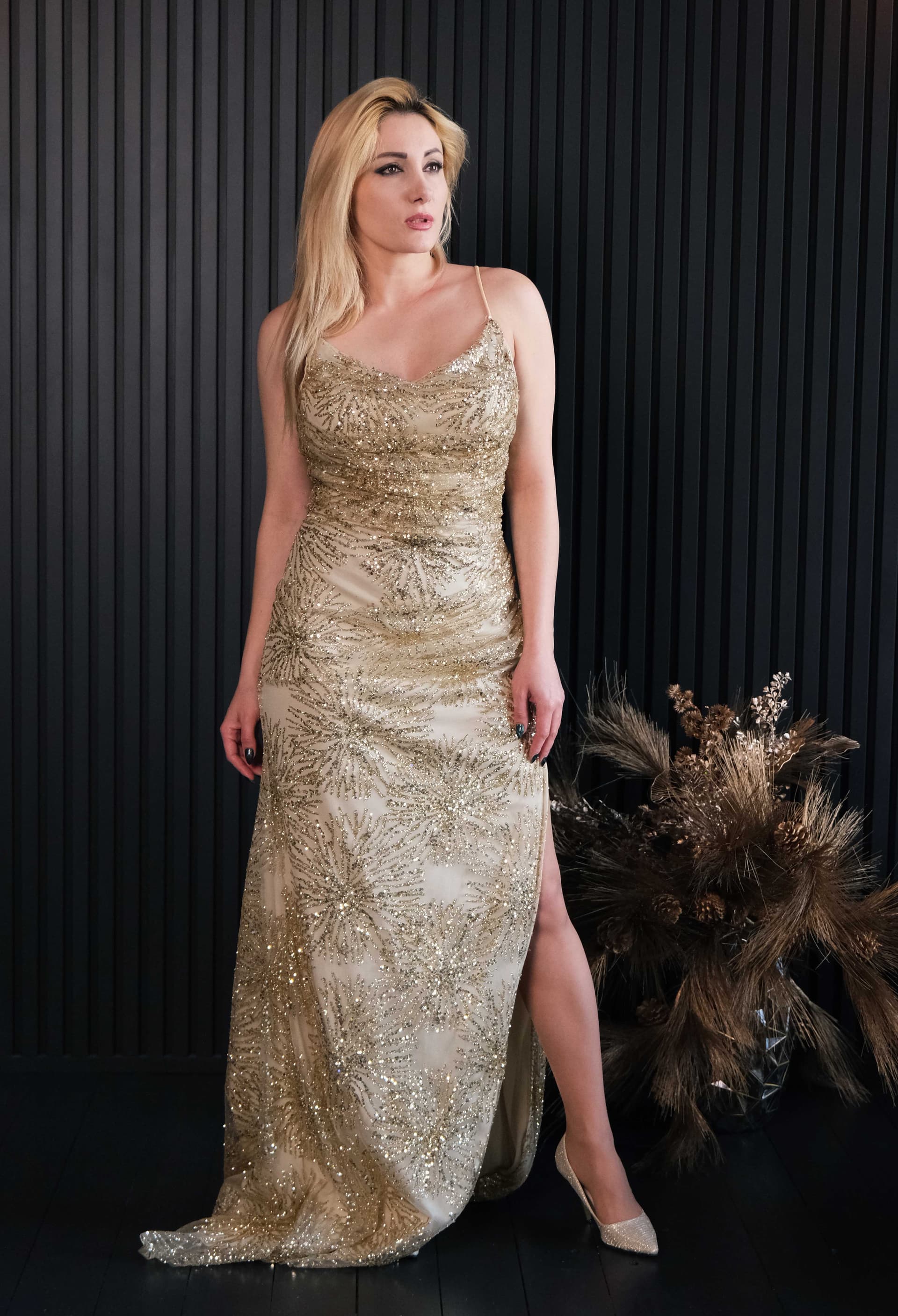 Rochie Lunga - Auriu - Față