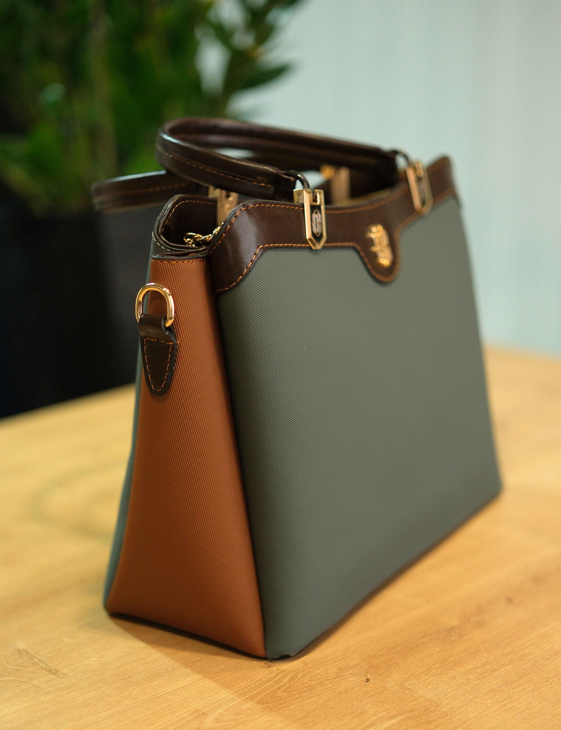 Geanta clasica 2026 3